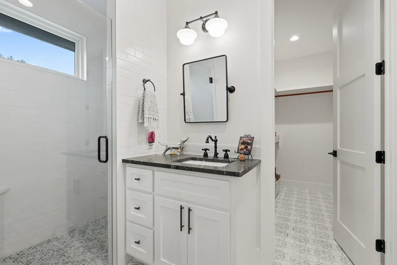 603 Vista View Trl