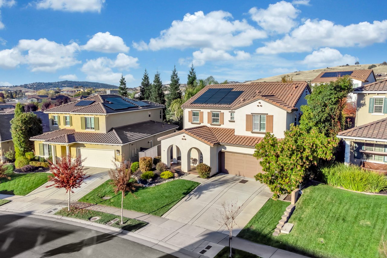 3123 Acorn Glen Way