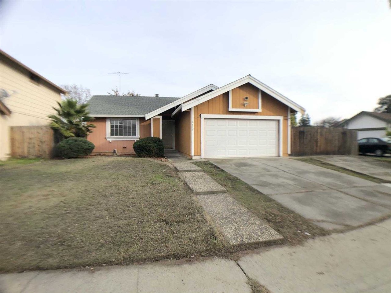 7479 Bruno Way
