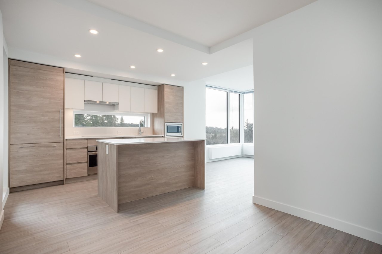 810-13615 Fraser Hwy