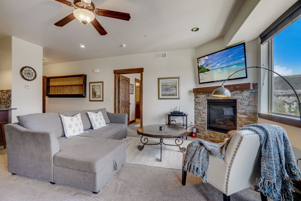 1291 W Black Rock Trail #H