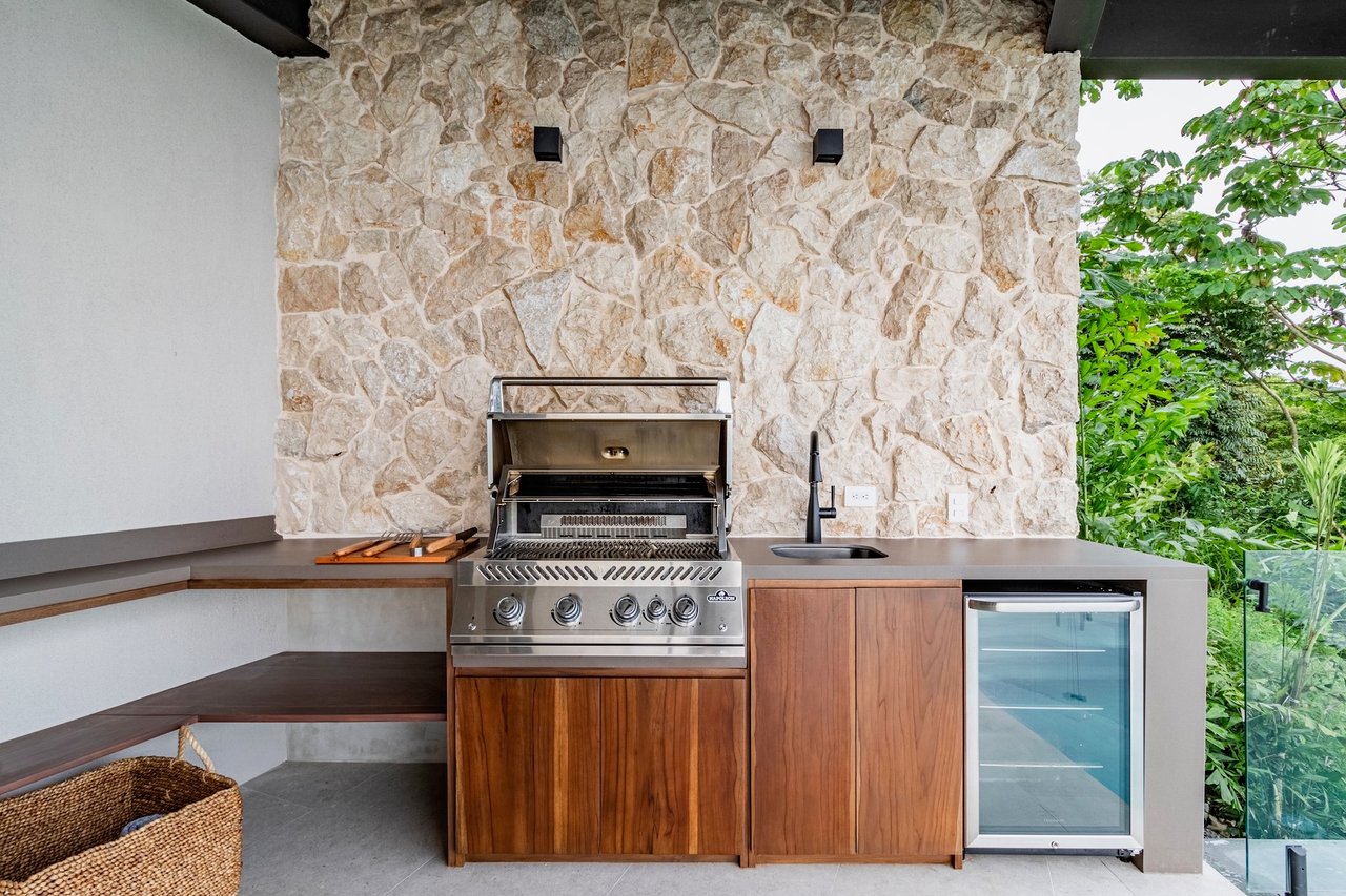 Hilltop Ocean View Estate, Santa Teresa, Puntarenas