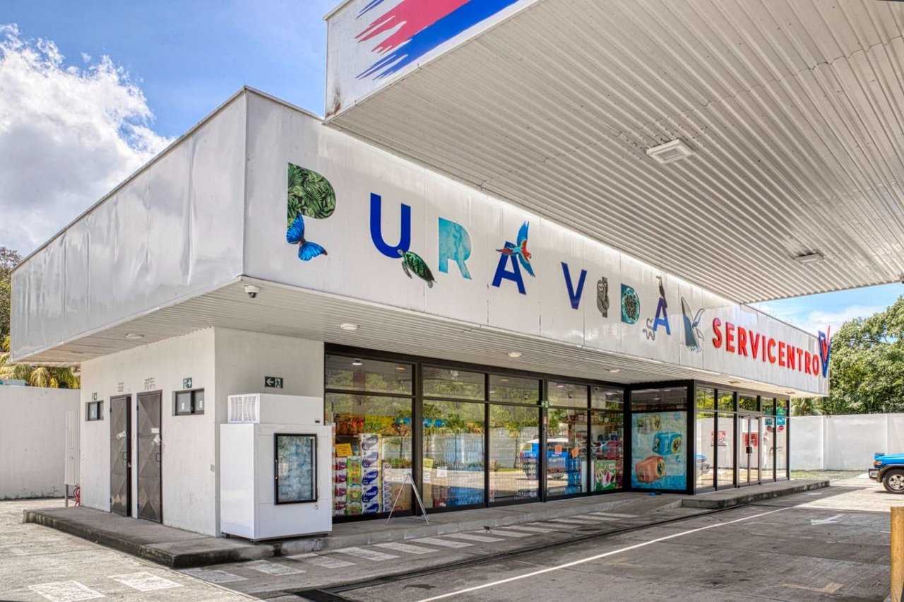 Plaza Ventanas & Gas Station, a Profitable Turn-key Opportunity