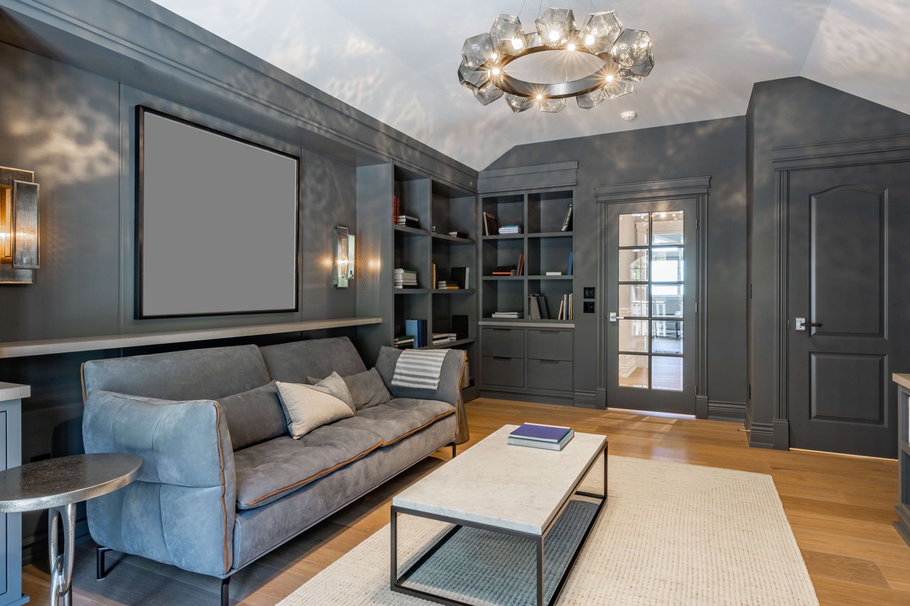 Should You Hire a Contractor or Do It Yourself When Prepping to Sell