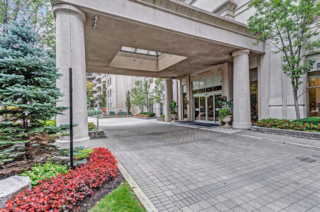 25 Kingsbridge Garden