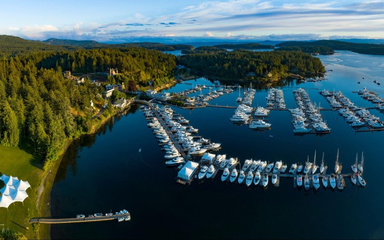 Why People Love Living in the San Juan Islands cover