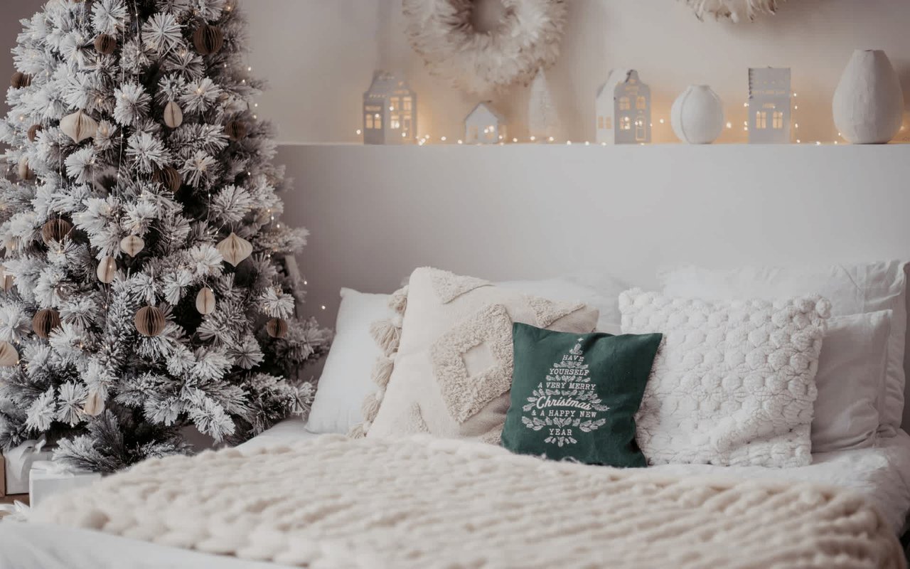 How to Decorate for the Winter (Without Spending a Ton)