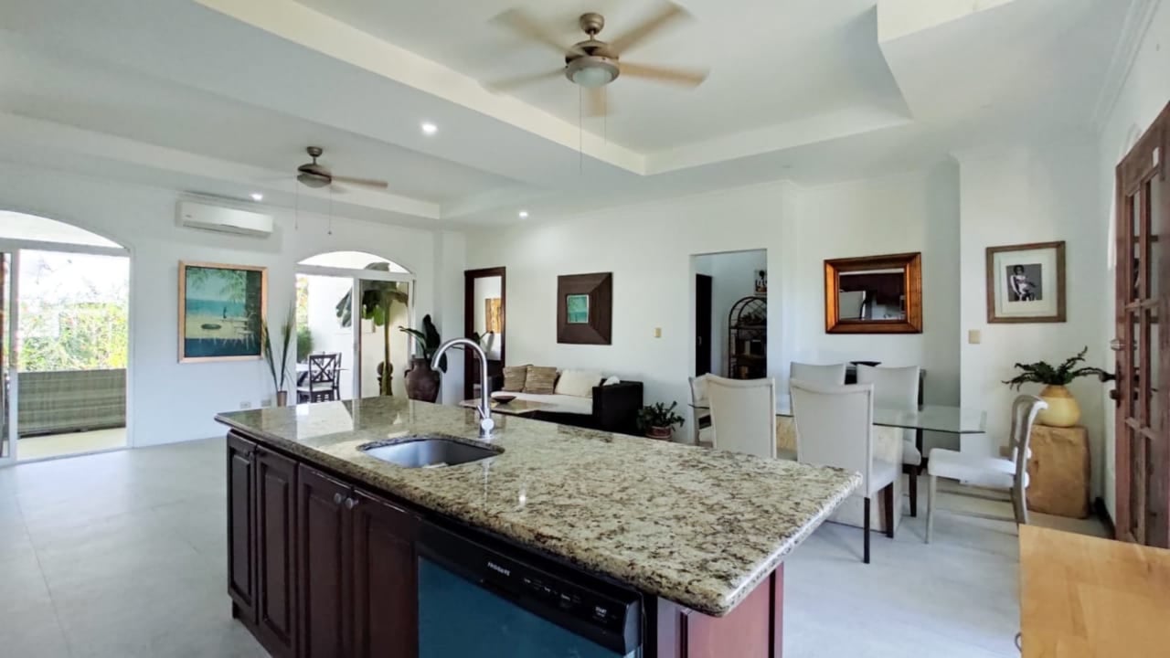Remodeled Gated Community Home, Jaco, Puntarenas