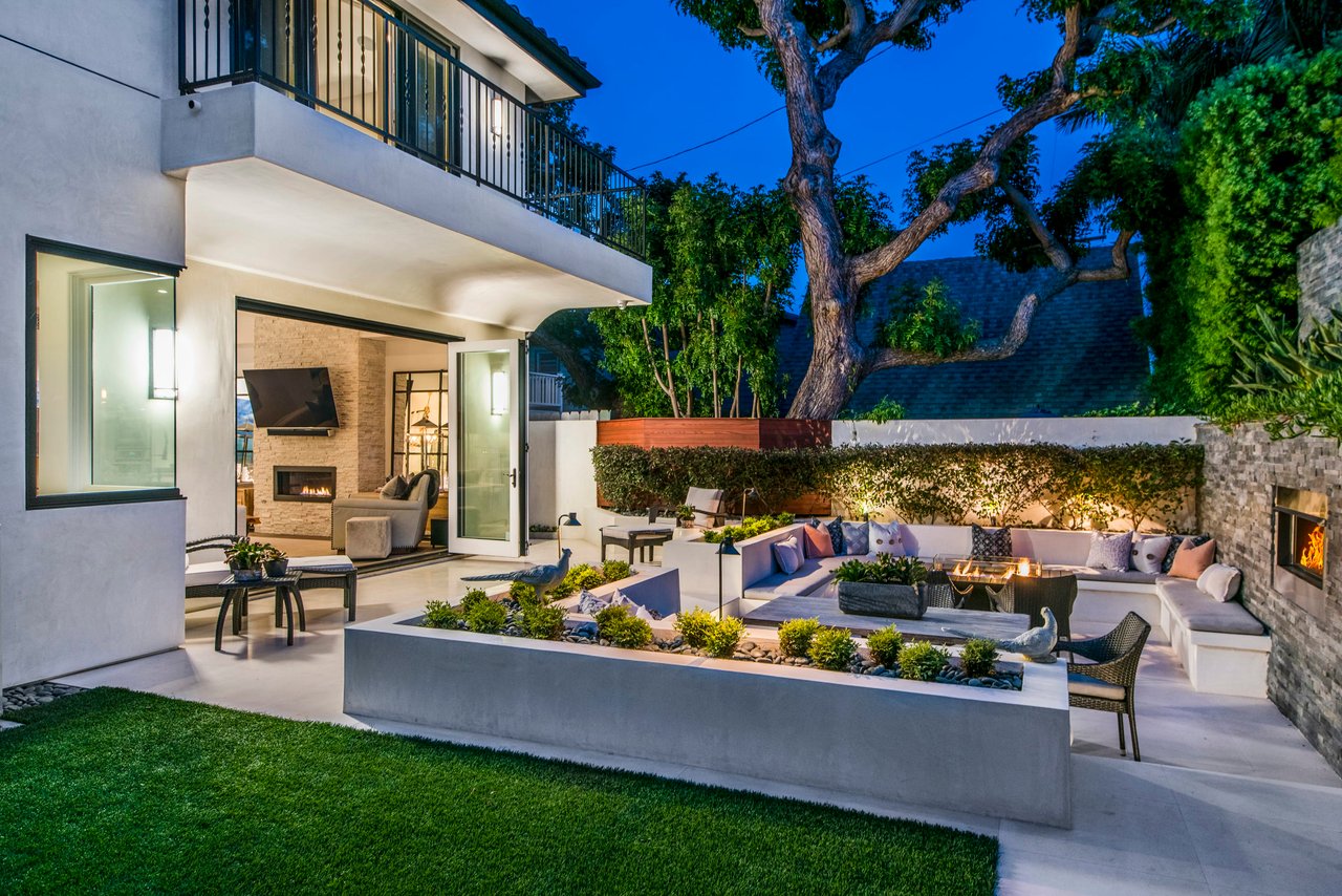 Custom-built Tree Section Home