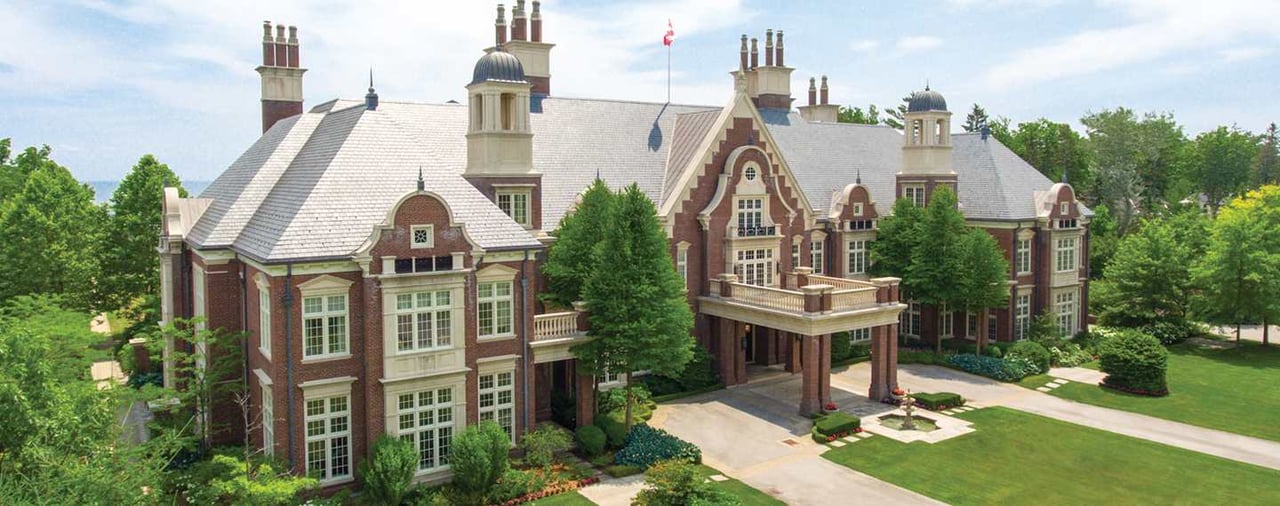 The Estates of Lakeshore Road: Oakville’s Premier Luxury Properties