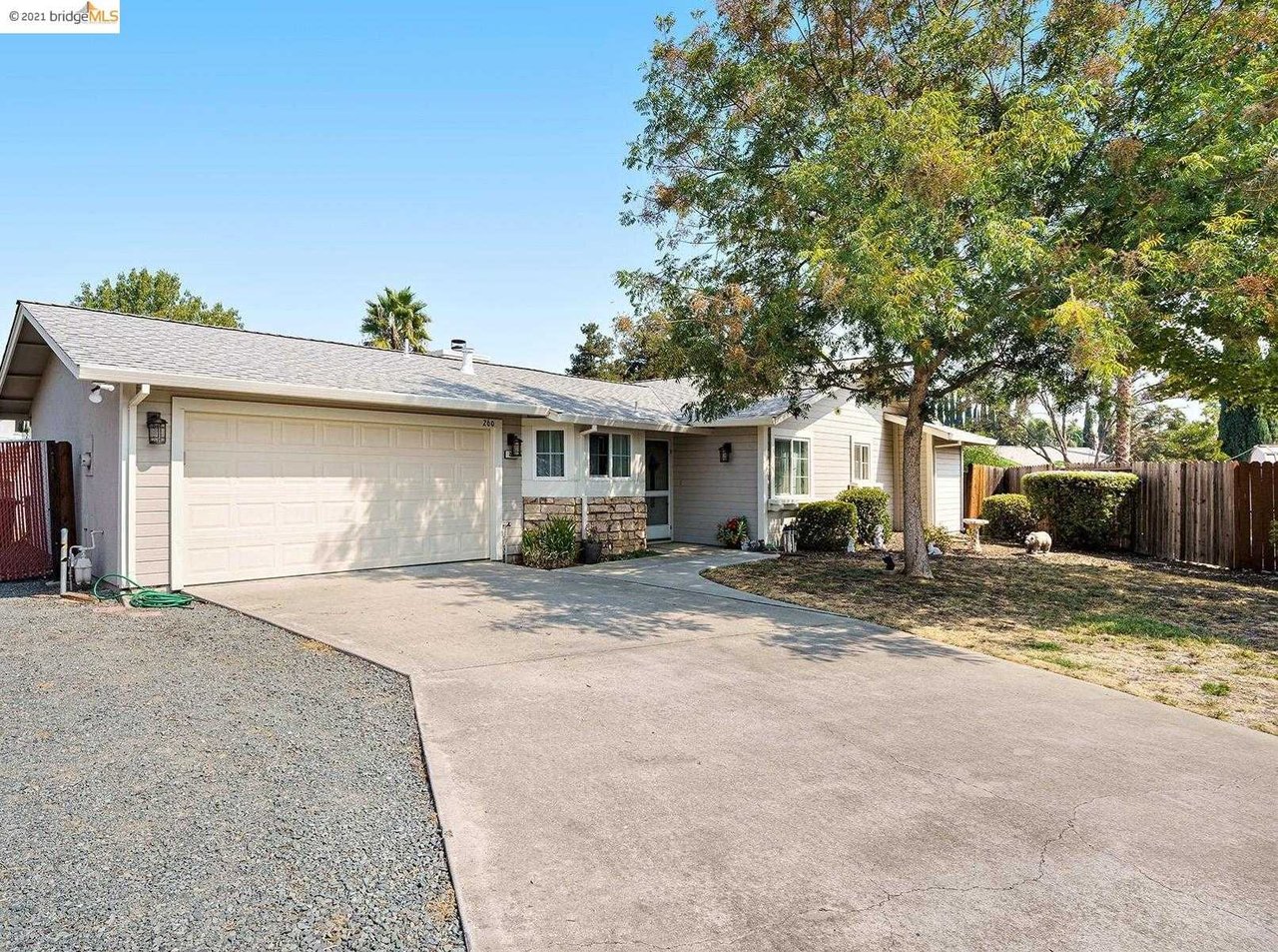 260 Mesquite Ct