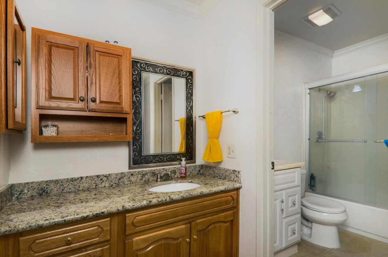 2222 Meadowgate Way