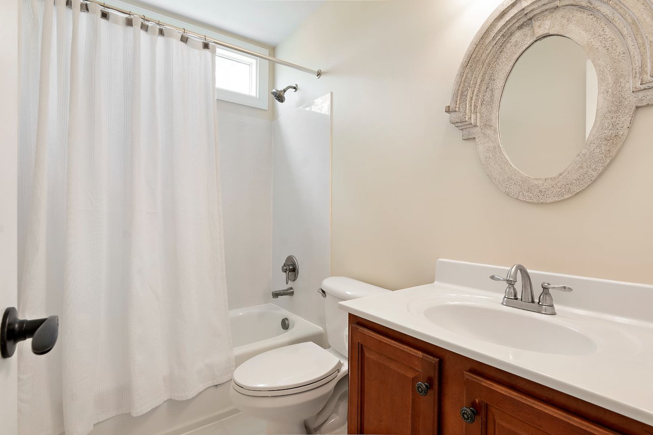 3513 Kings Farm Drive