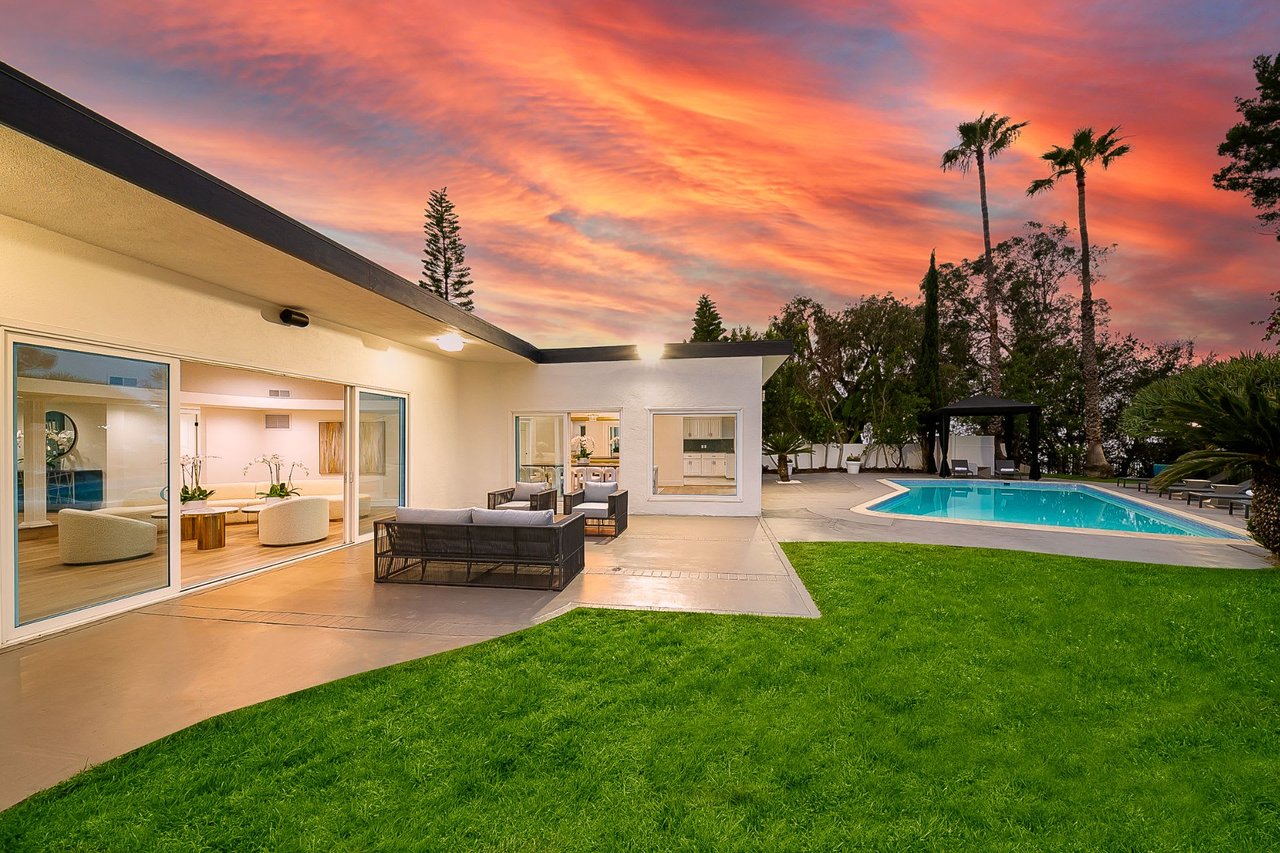 The Beverly Hills Canyon View Villa