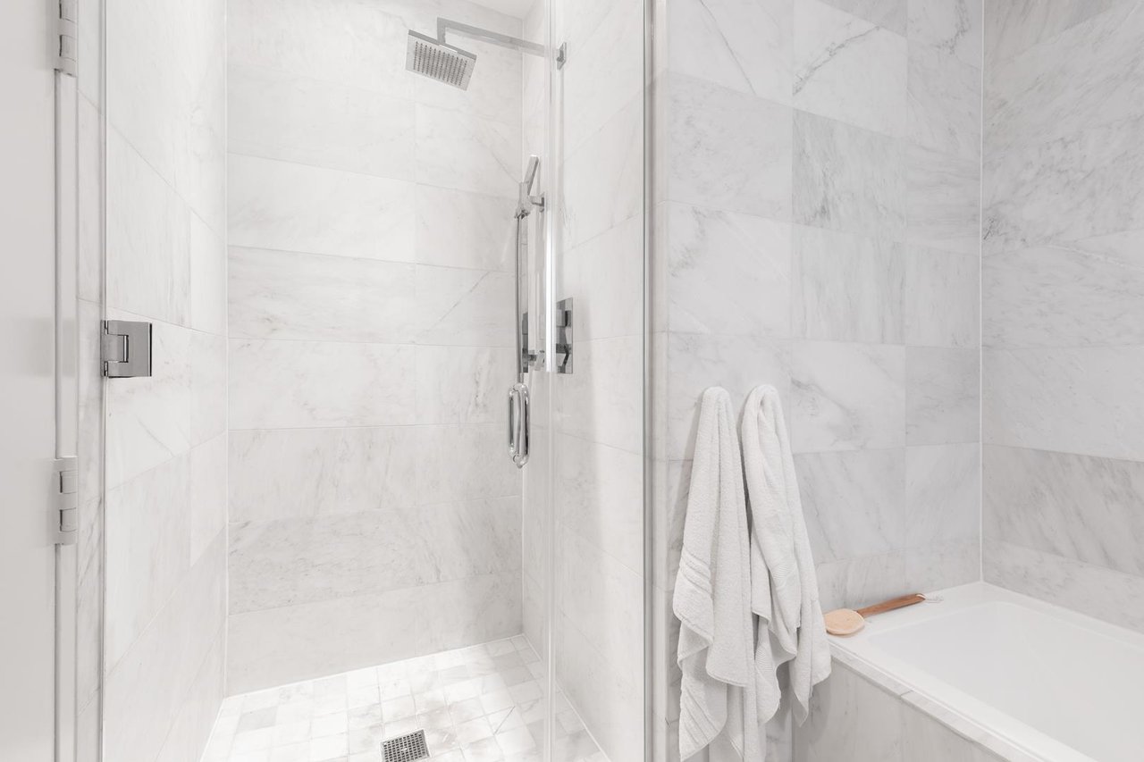 75 Wall Street, Apt 31-E
