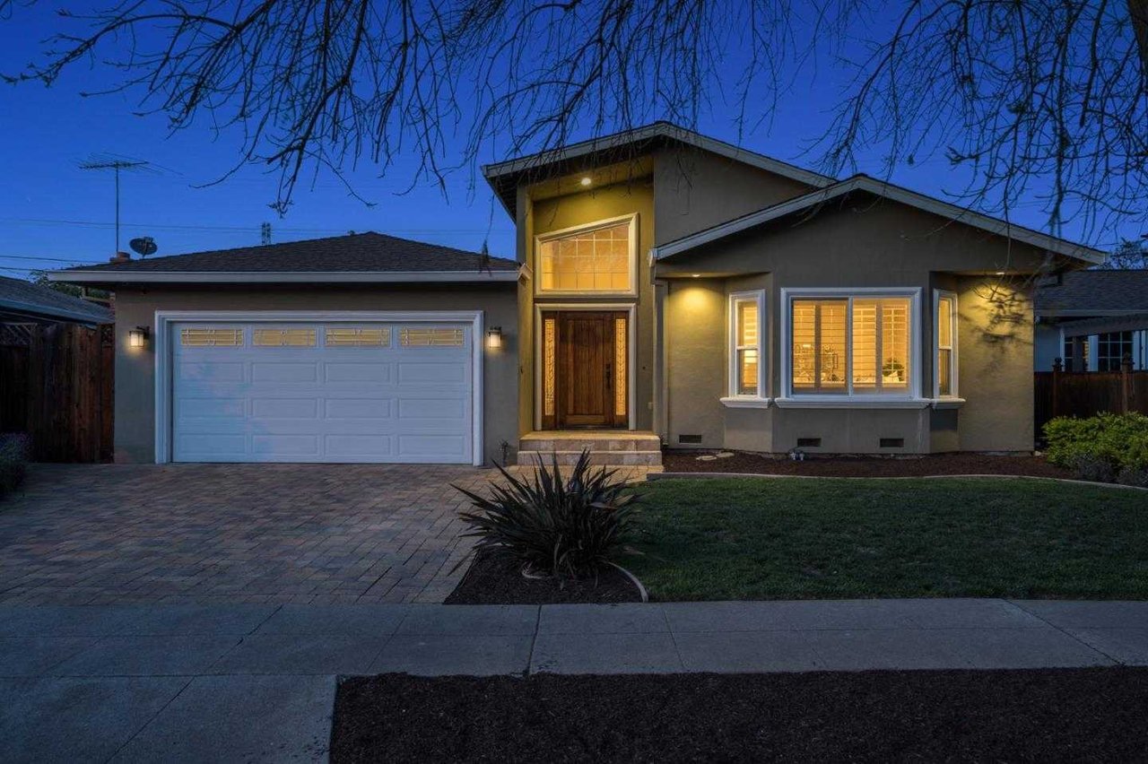 1083 Cloverbrook DR