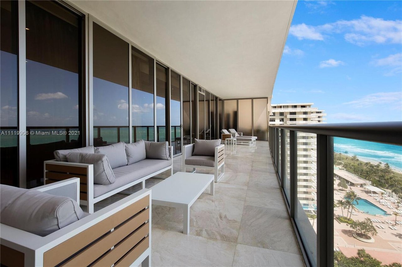 9705 Collins Ave, #1403N