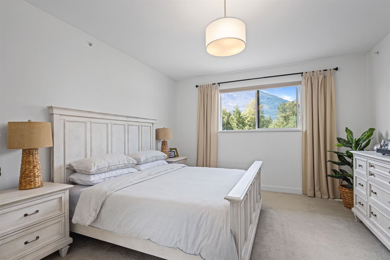 39303 Mockingbird Cres