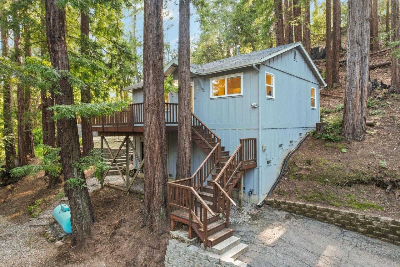120 Greenwood RD