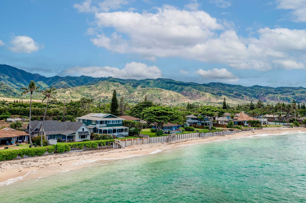 Exquisite Balinese Beachfront