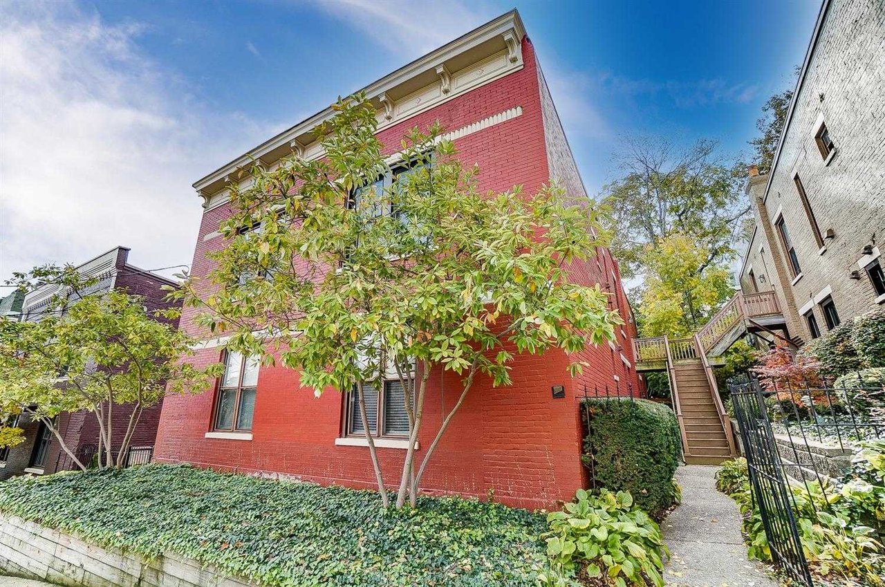 0 Paradrome Street