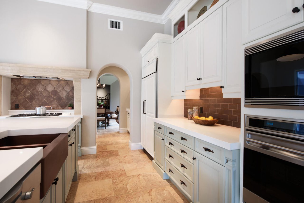 10838 Est Cortile CT