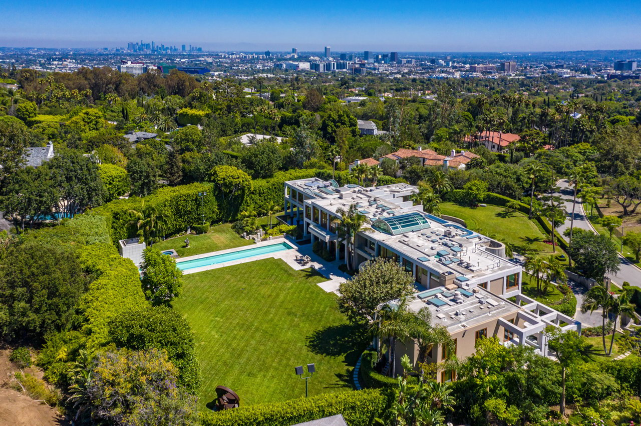 601 Mountain Dr, Beverly Hills