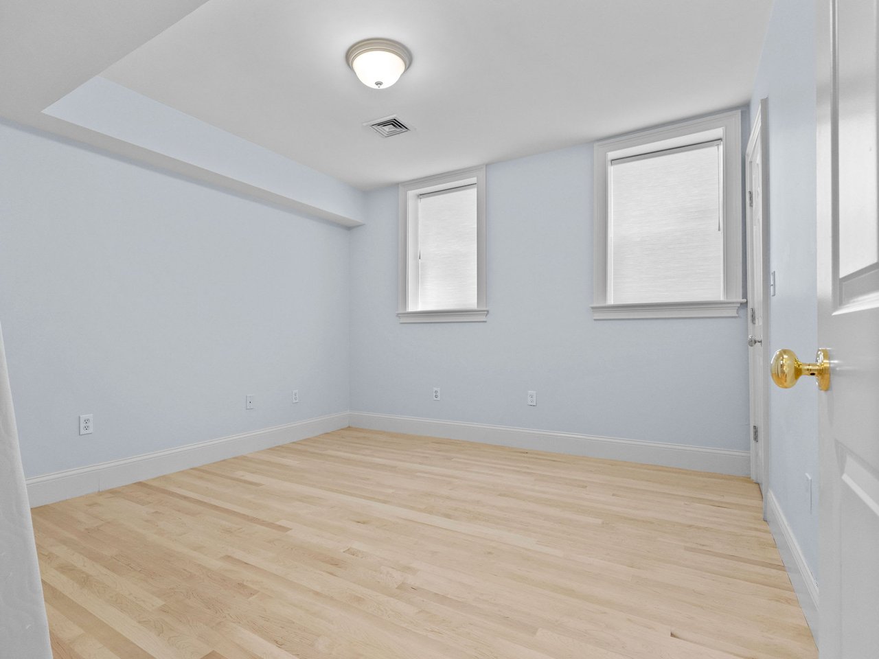 581 E Broadway # 1