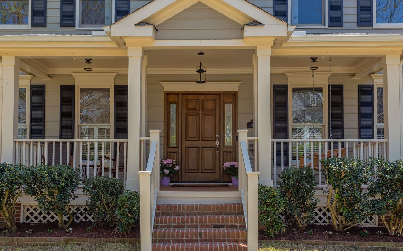 809 Highgrove