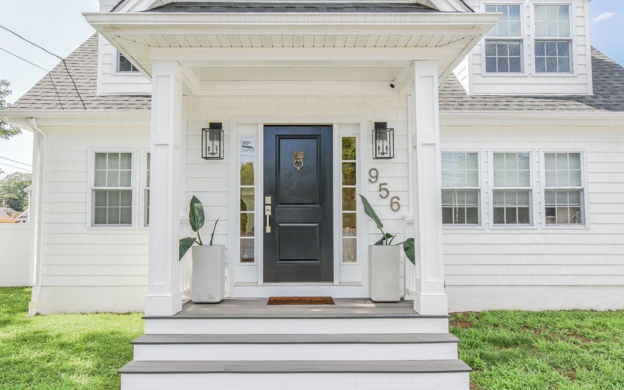 956 Oldfield Road