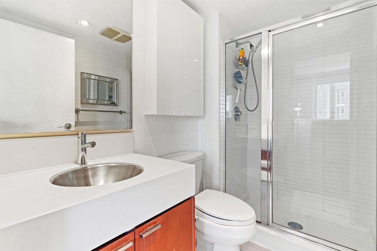 708-328 E 11th Avenue, Vancouver
