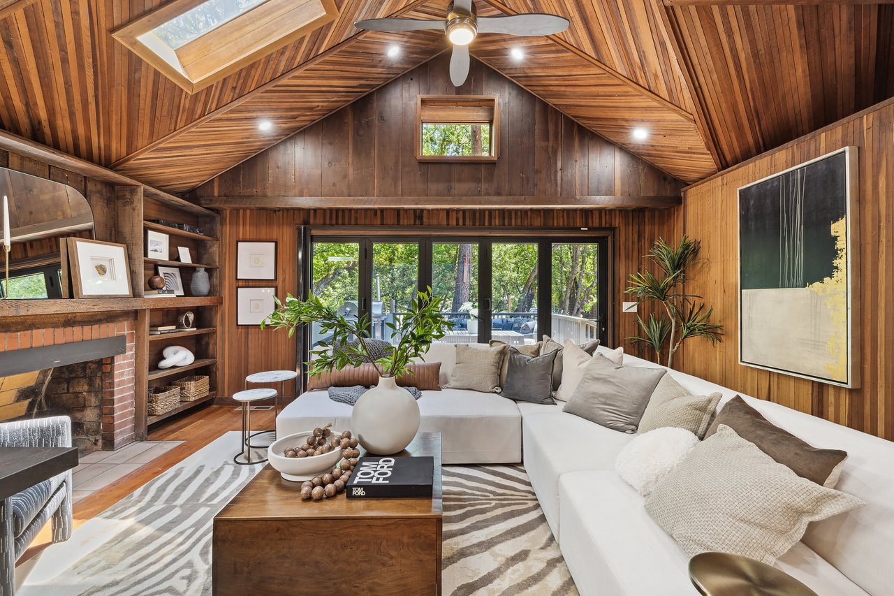 221 Redwood Drive