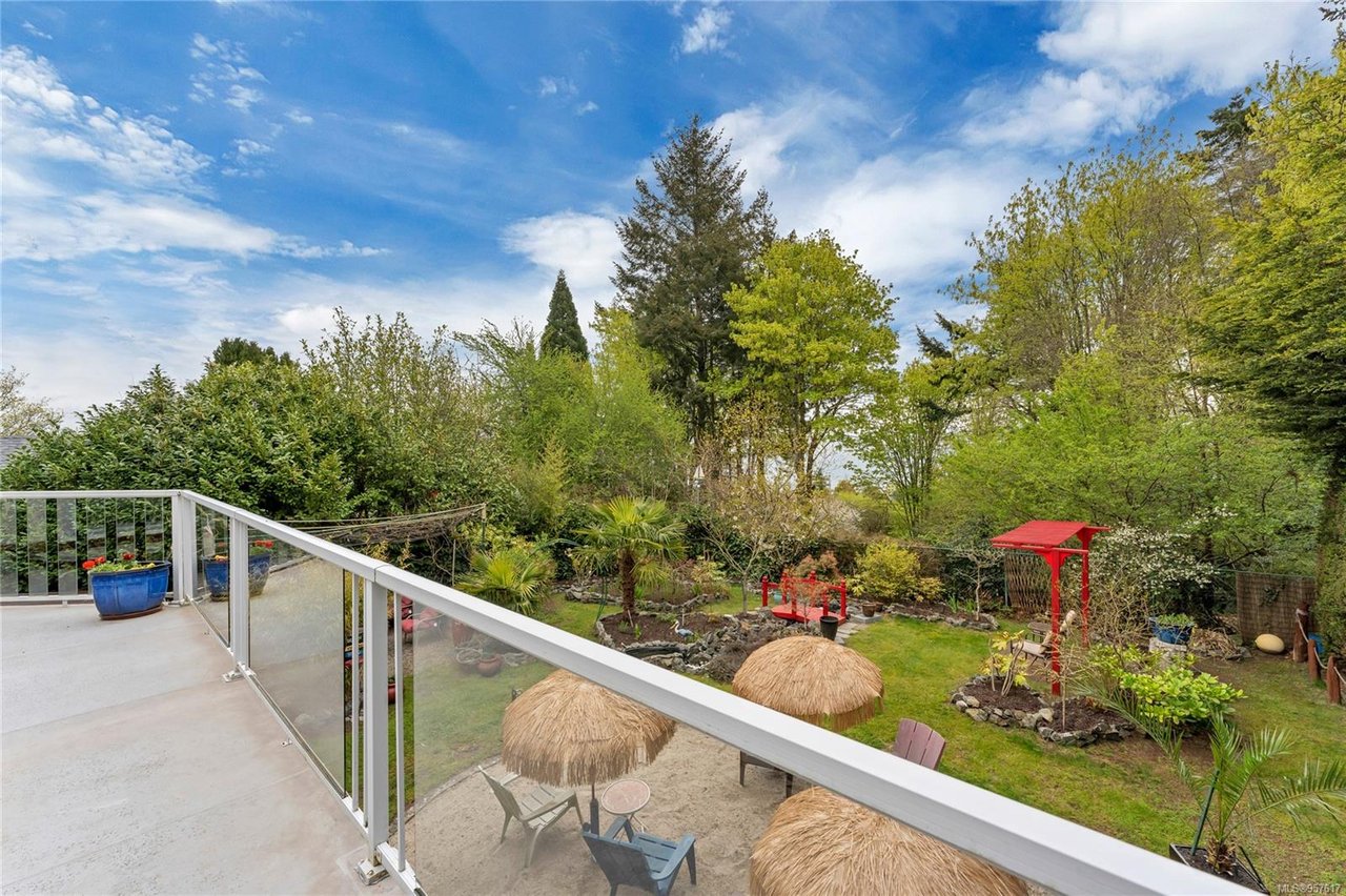 3393 Aloha Ave