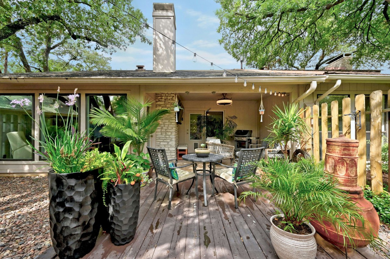 Alluring One-Story Home in in the Coveted 78759!
