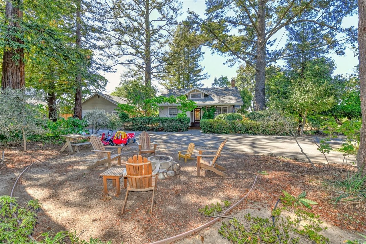 1030 Darms Ln