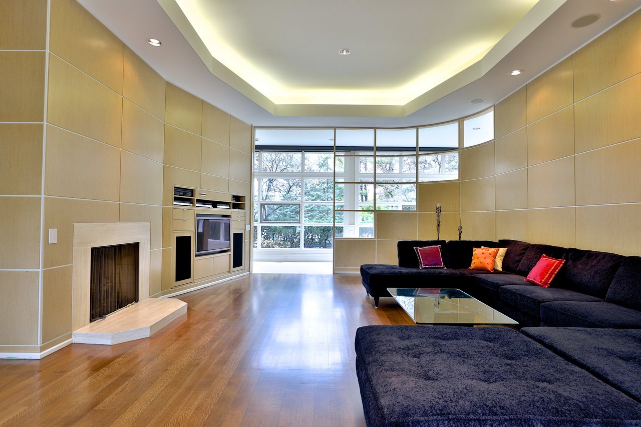 Iconic Bridle Path Estate