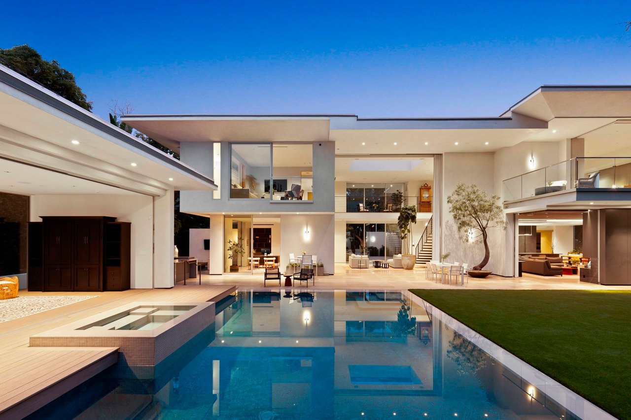 This Santa Monica Property Is The Ultimate Home For Wellness Enthusiasts