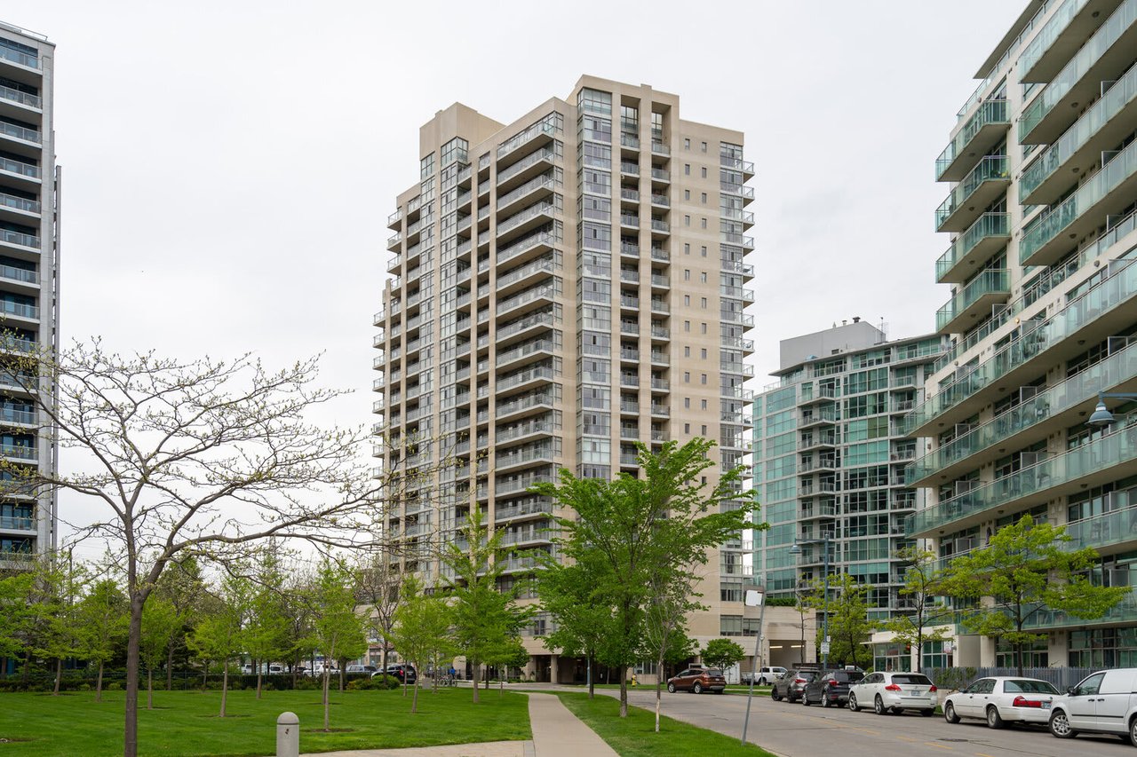 3 Marine Parade Dr #2002