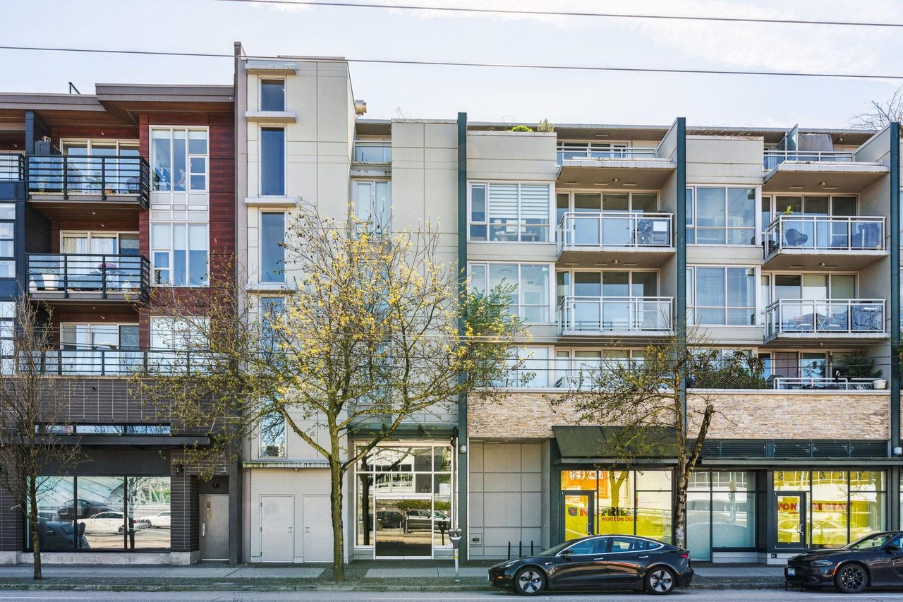 303-1680 W 4th Ave