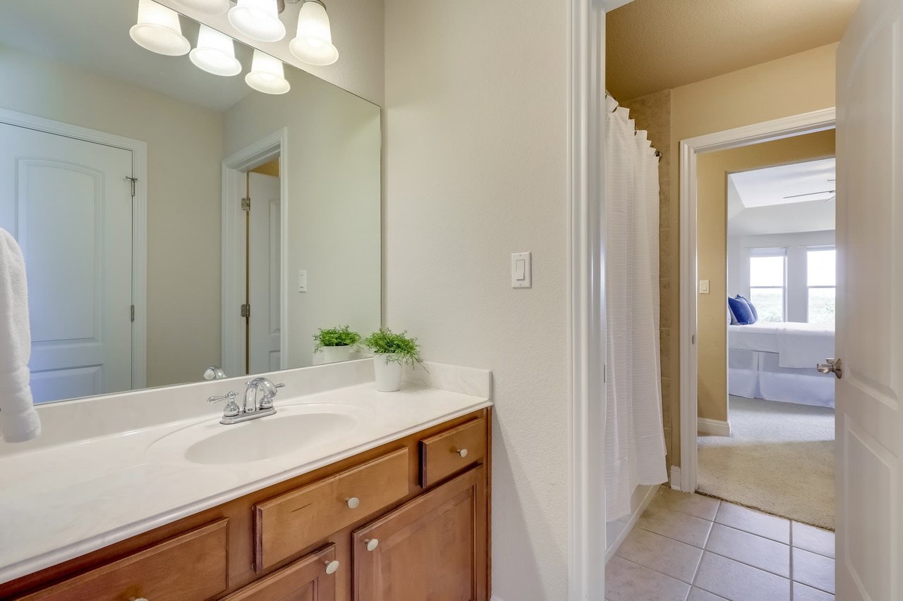 2009 Laurel Ridge Cv