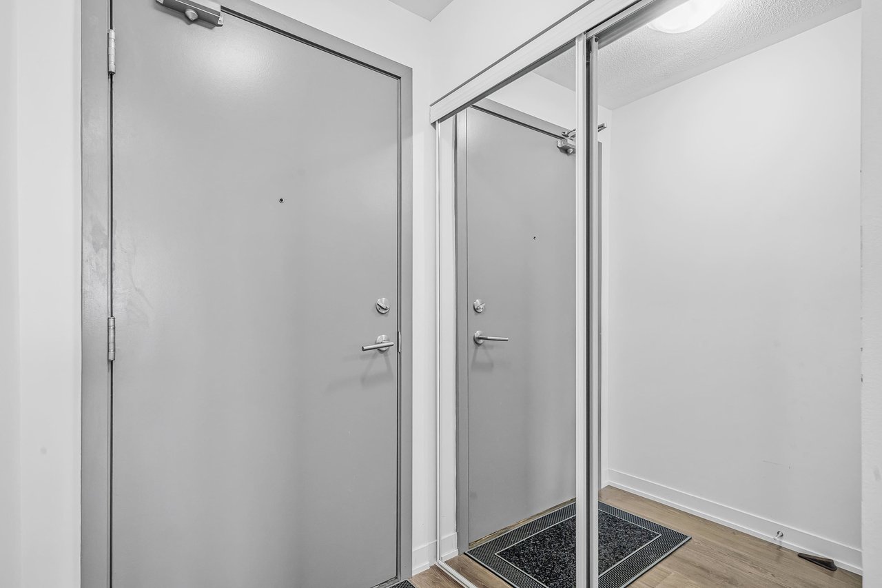 404-20 Orchid Place, Toronto