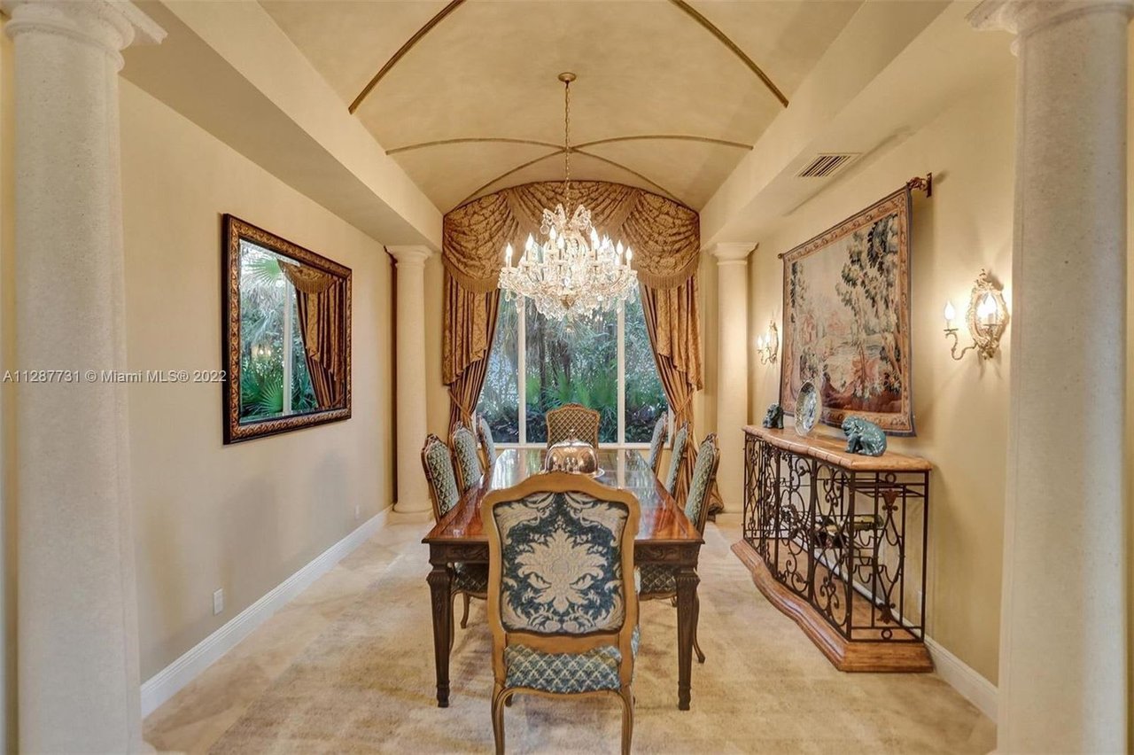 16288 Mira Vista Ln