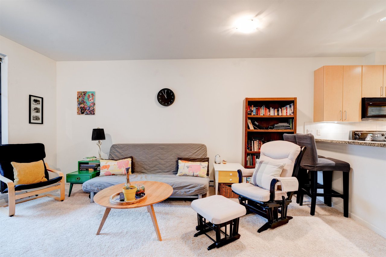 206-2065 W 12th Avenue, Vancouver