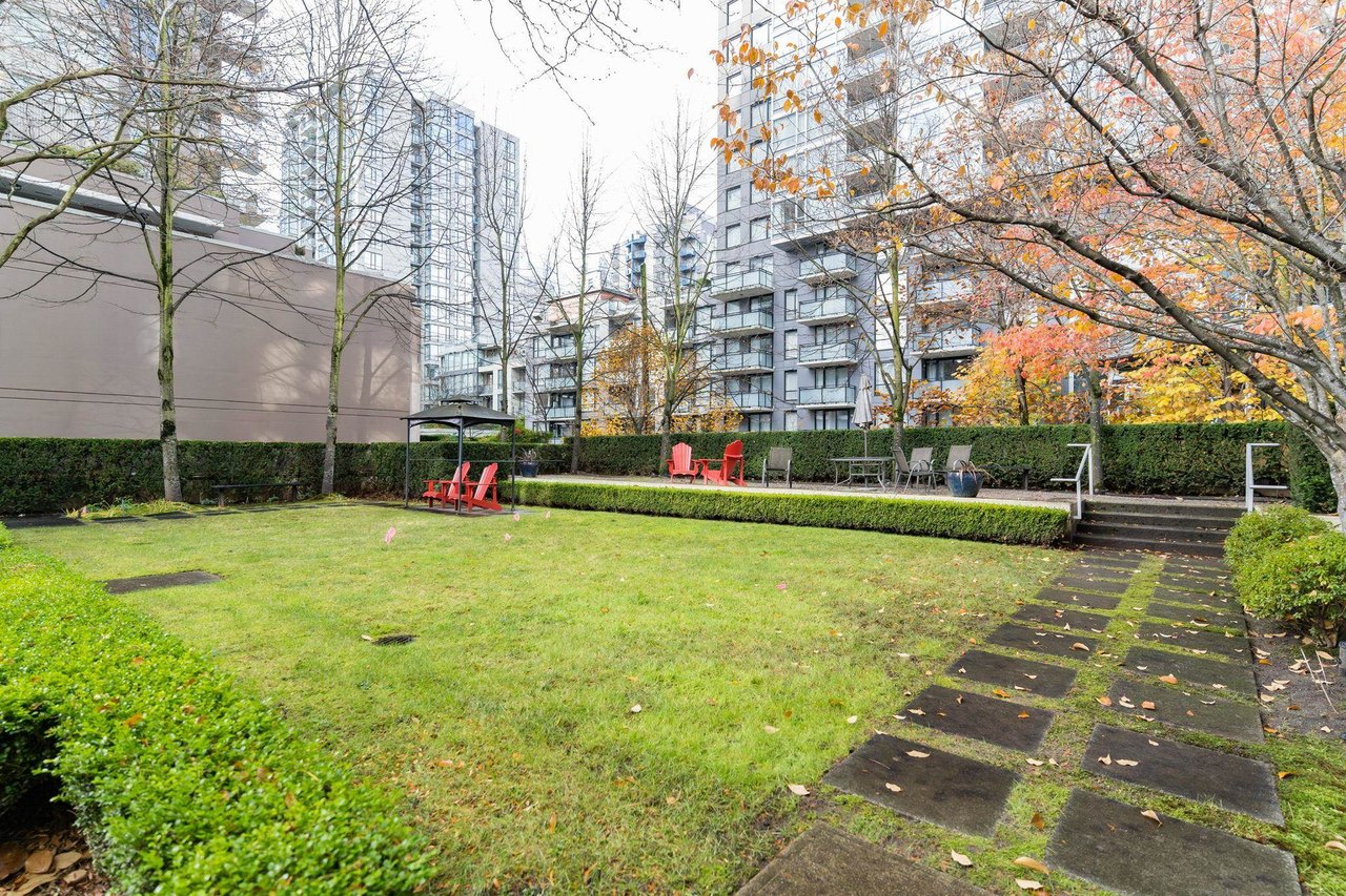 2103-1001 Richards Street, Vancouver