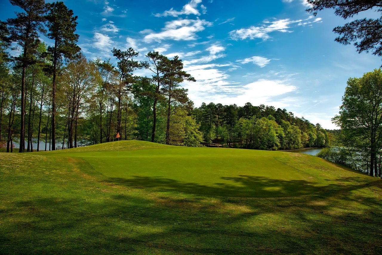 VANDERBILT COUNTRY CLUB