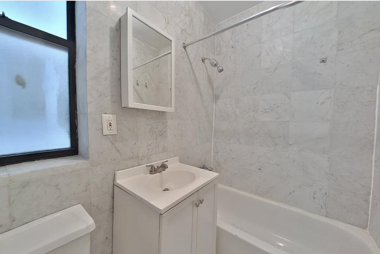 15a West 64th Street, Apt 3-C