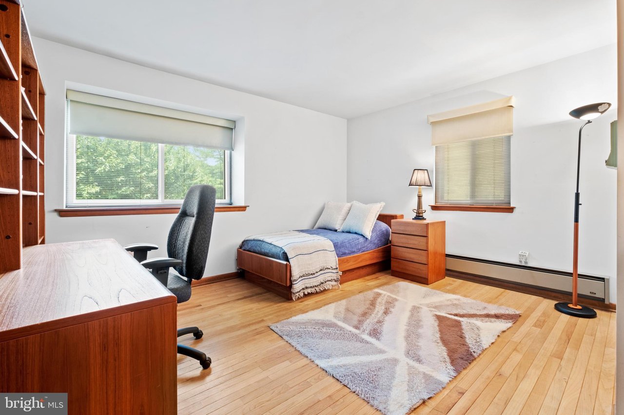 31 Lynne Cir