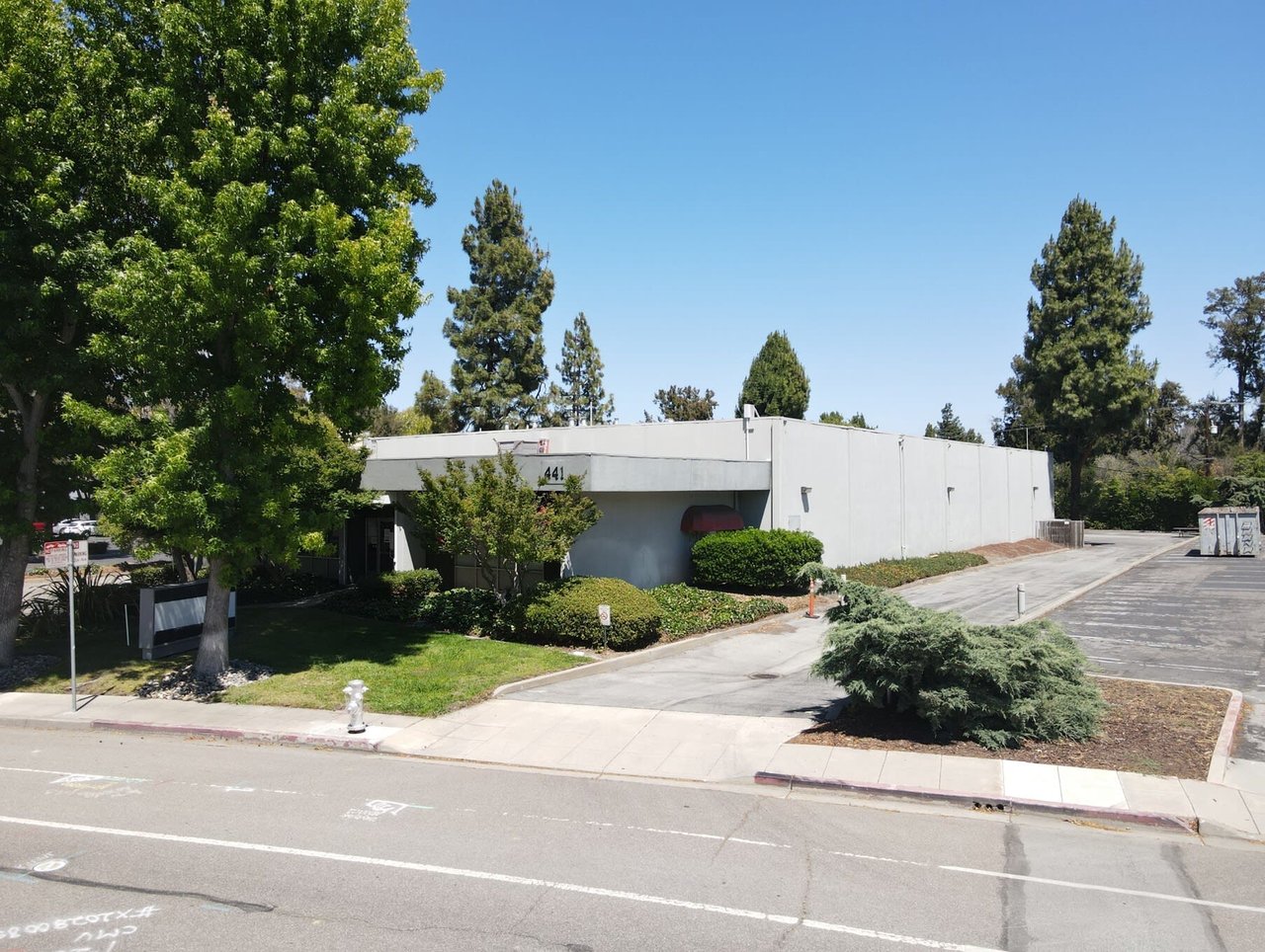 Rare 11K SF Industrial Owner-User Opportunity