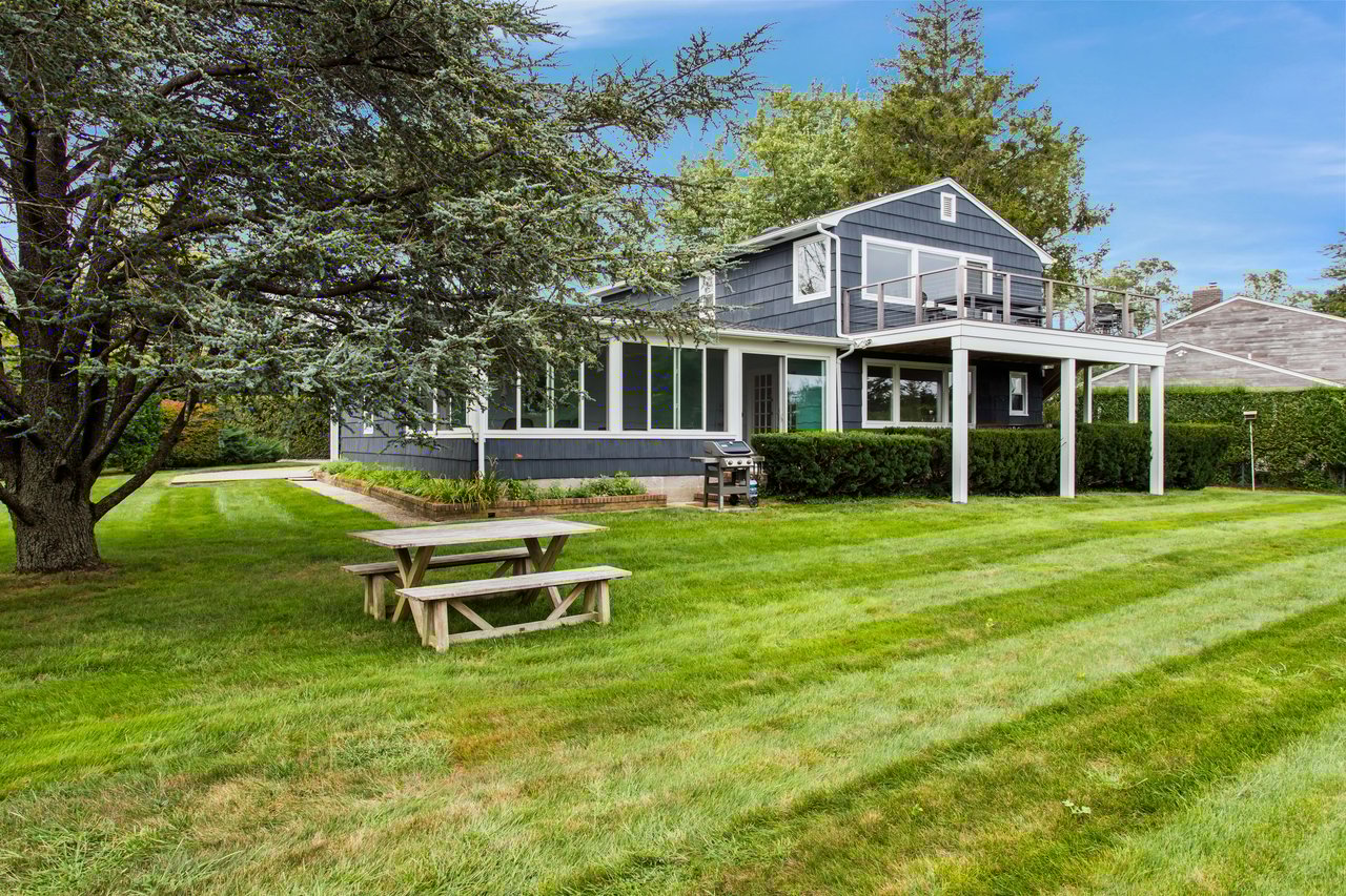 QUIET LOCATION WITH BEAUTIFUL BACKYARD