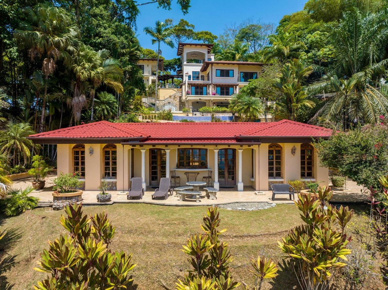 Private Ocean View Estate, Dominical, Puntarenas
